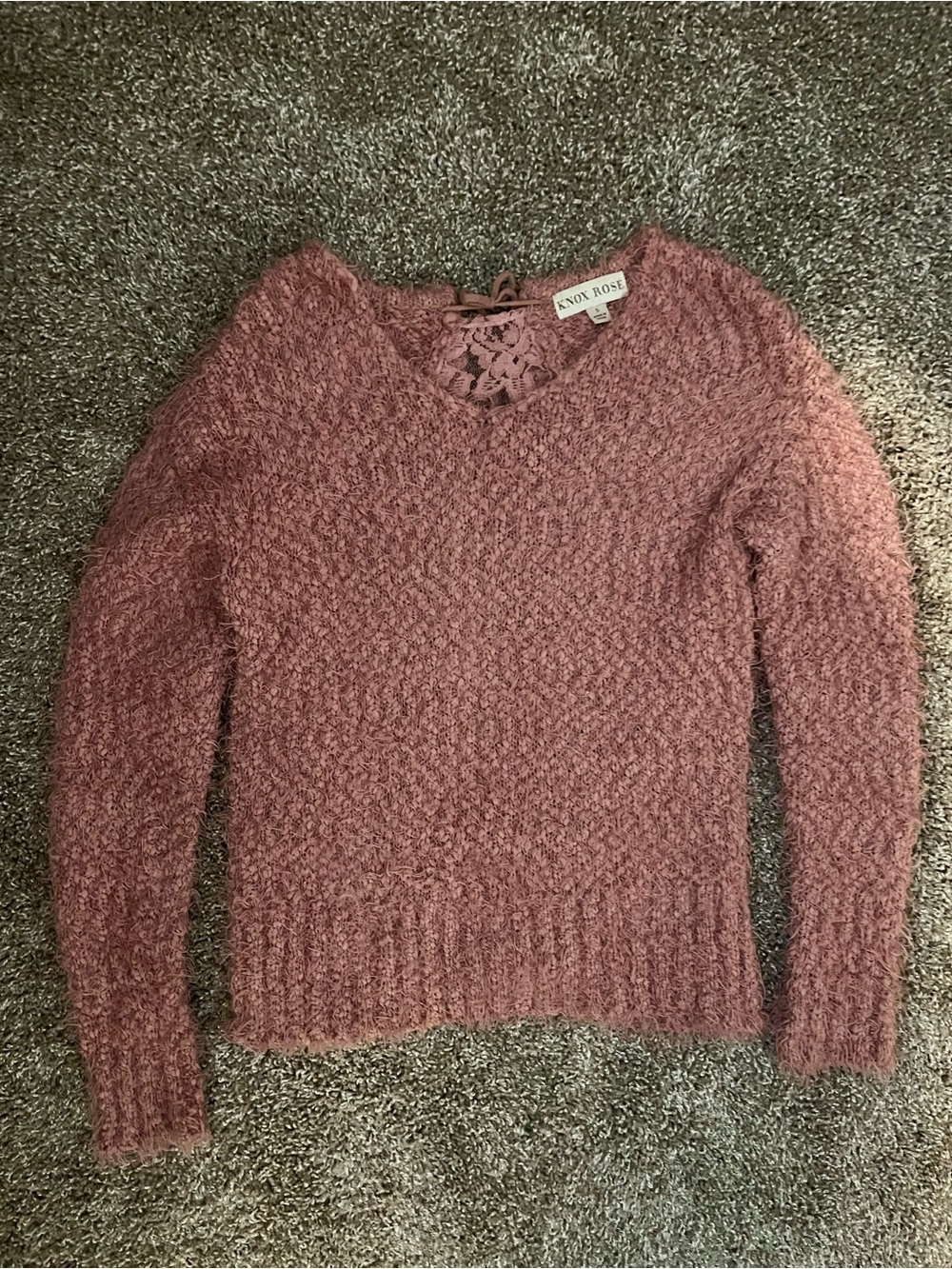 KNOX ROSE Mauve 🐷 Fuzzy Sweater with Lace Yoke, Small S